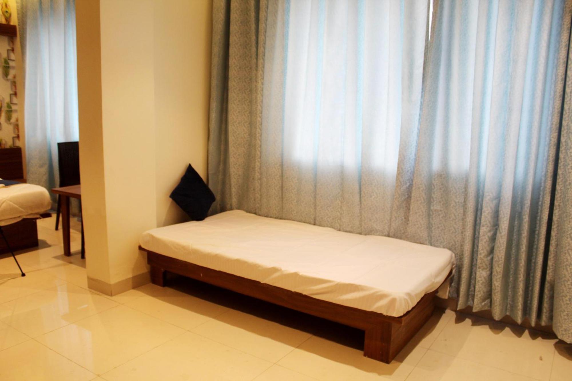 Hotel India Gate Narhe, Pune Exterior foto